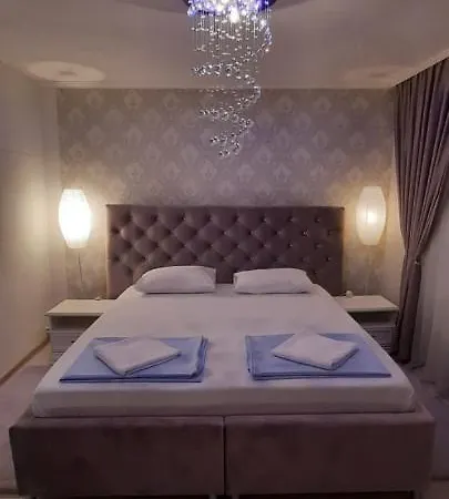 Lux Ll * פריידור