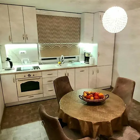 Lux Ll プリイェドル