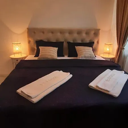 アパート Lux Ll *