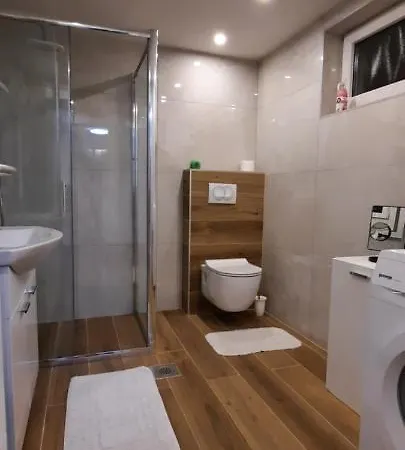 アパート Lux Ll *