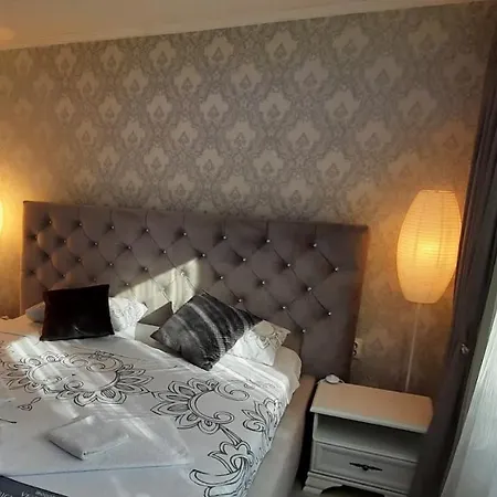 Lux Ll פריידור